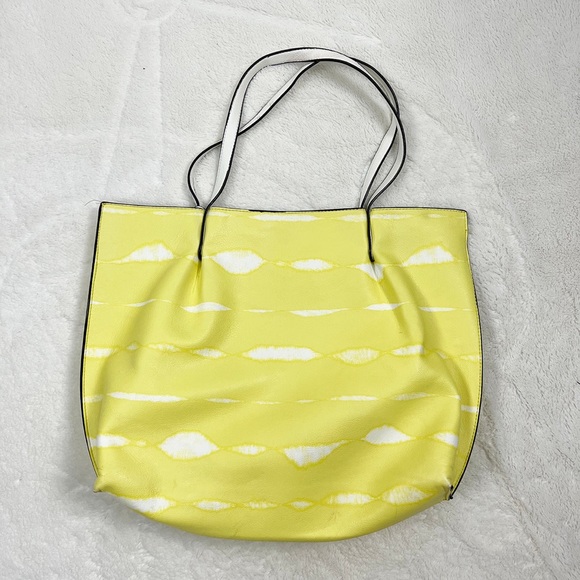 Large Tote Bag | Kensie - Picture 2 of 5